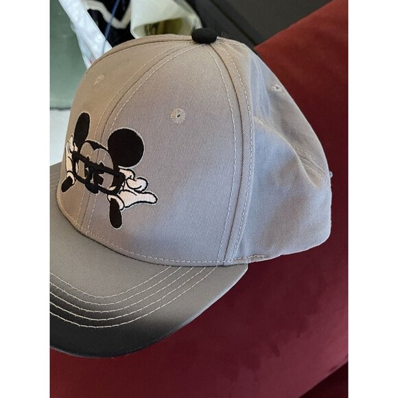 Disney‎ Mickey Mouse Snapback Hat Grey Adjustable Trucker Hat Baseball Cap - Picture 1 of 7